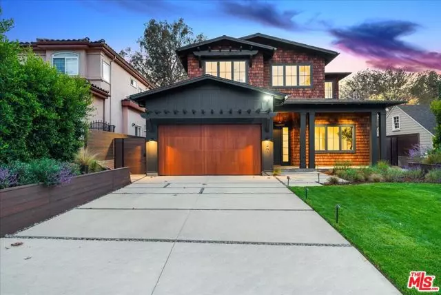 541 S Westgate Avenue, Los Angeles, CA 90049