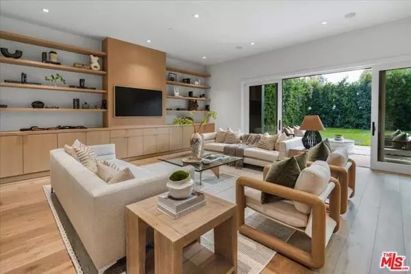 Los Angeles, CA 90049,541 S Westgate Avenue