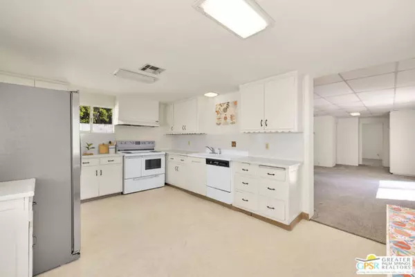 Palm Springs, CA 92264,260 W Camino Alturas