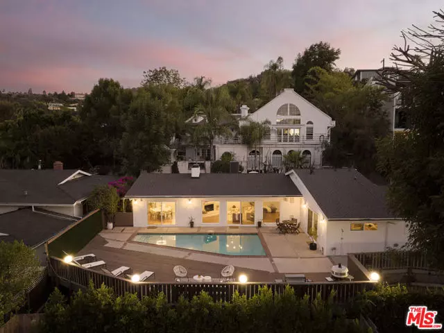 Sherman Oaks, CA 91403,14833 Valley Vista Boulevard