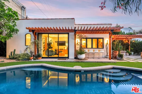 Los Angeles, CA 90038,742 N June Street