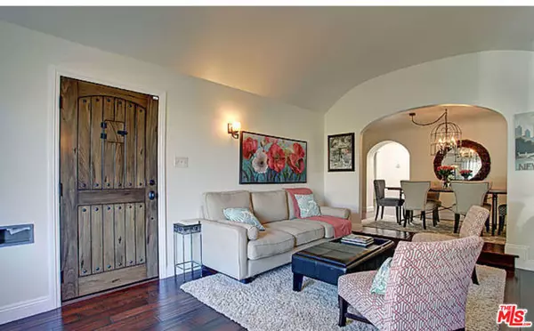 Los Angeles, CA 90016,2315 S Cochran Avenue