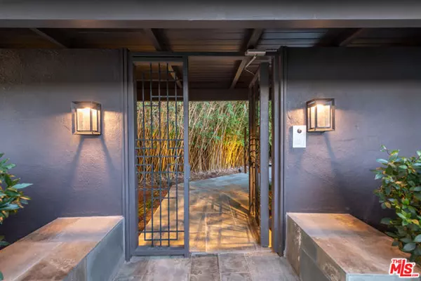 Encino (los Angeles), CA 91436,4620 Rubio Avenue