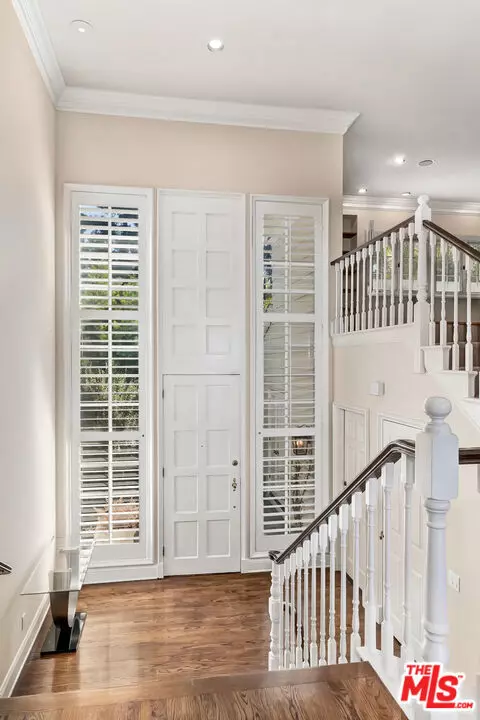 Los Angeles, CA 90049,12557 The Vista