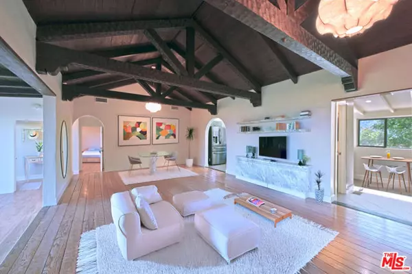 Studio City (los Angeles), CA 91604,11764 Laurelcrest Drive