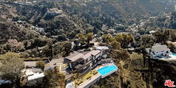 Los Angeles, CA 90049,1341 Linda Flora Drive