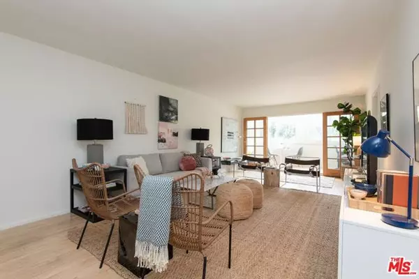 Los Angeles, CA 90049,11670 W Sunset Boulevard #108