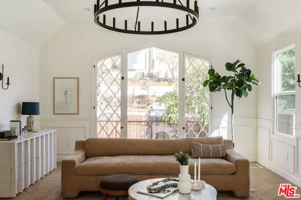 Los Angeles, CA 90027,3818 Tracy Street