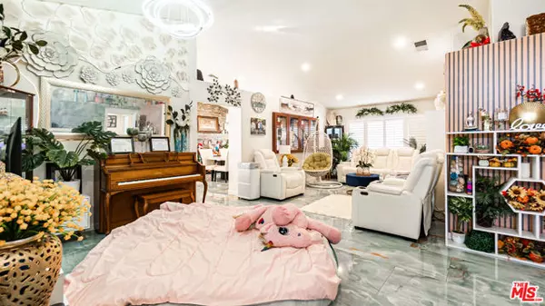 La Quinta, CA 92253,79300 Desert Stream Drive