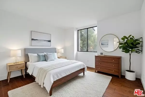 Playa Del Rey (los Angeles), CA 90293,8711 Falmouth Avenue #104