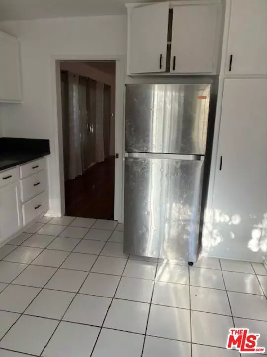 Los Angeles, CA 90035,1439 Rexford Drive #2