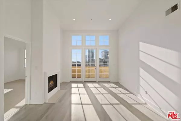 1225 Armacost Avenue #304, Los Angeles, CA 90025