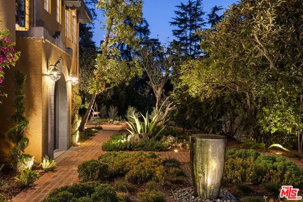 Los Angeles, CA 90065,540 Mount Washington Drive