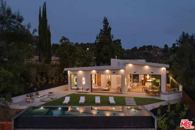 Beverly Hills, CA 90210,9715 Arby Drive