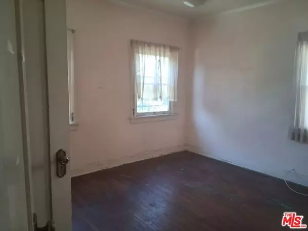 Los Angeles, CA 90016,2025 West Boulevard