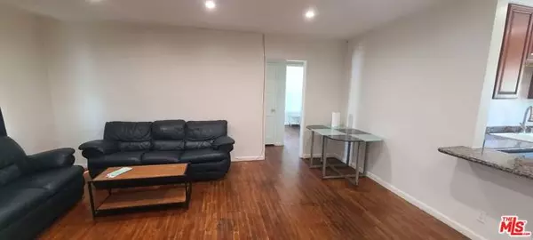 Encino (los Angeles), CA 91316,6000 Lindley Avenue