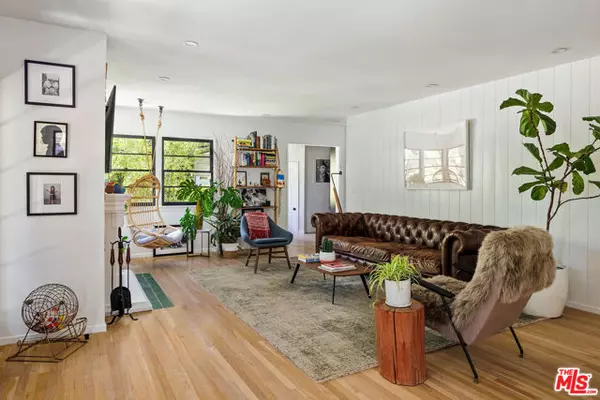 Los Angeles, CA 90046,8421 Kirkwood Drive