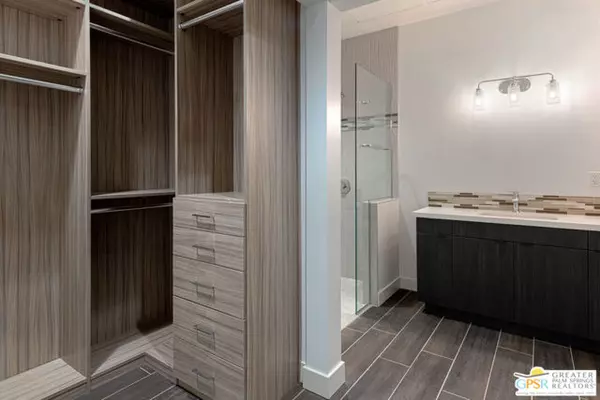 Palm Springs, CA 92262,175 N Palm Canyon Drive #205