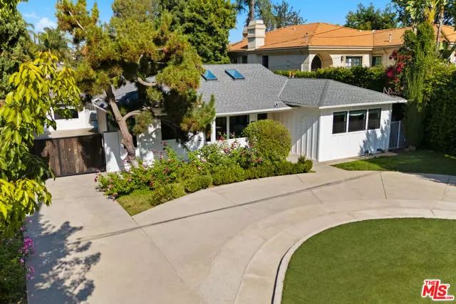 Sherman Oaks, CA 91403,15247 Sutton Street