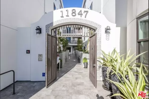 Los Angeles, CA 90049,11847 Kiowa #202