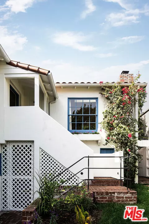 Los Angeles, CA 90027,1967 Myra Avenue