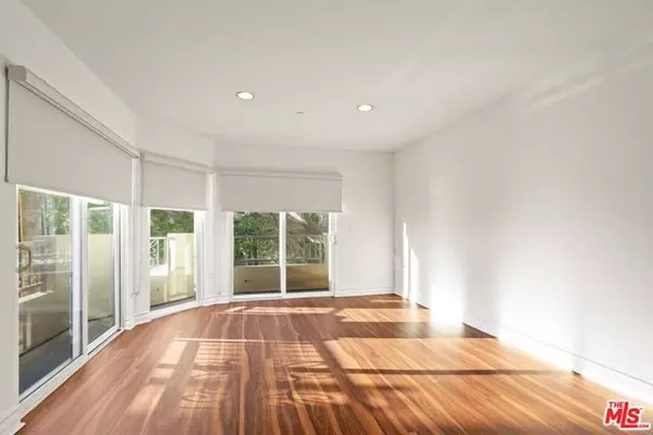 Los Angeles, CA 90025,1500 Purdue #204