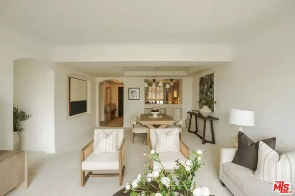 Los Angeles, CA 90049,11847 Gorham Avenue #302