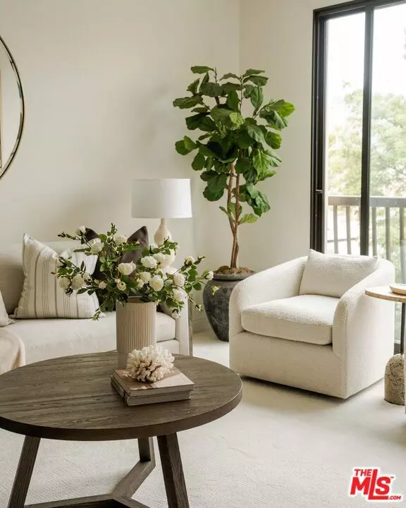 Los Angeles, CA 90049,11847 Gorham Avenue #302