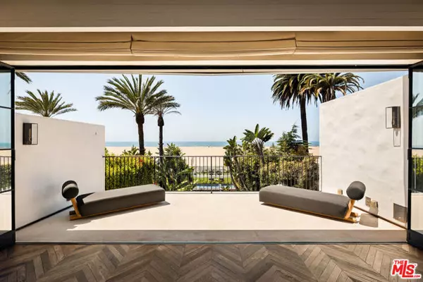 Santa Monica, CA 90403,966 Palisades Beach Road