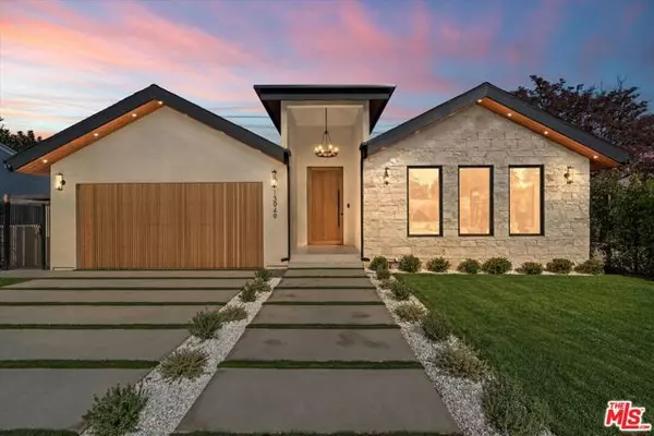 13949 Cumpston Street, Sherman Oaks, CA 91401