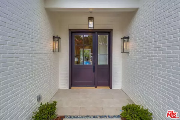 Los Angeles, CA 90049,427 N Bundy Drive