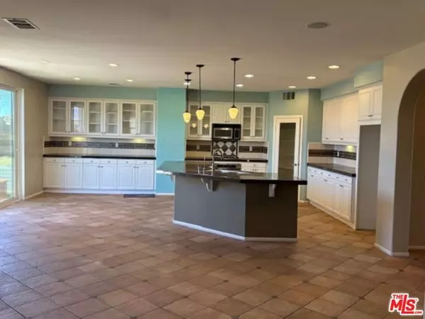 Lancaster, CA 93536,43029 59TH Street