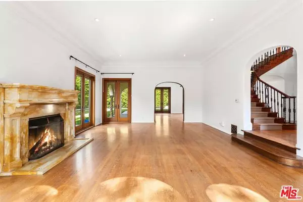 North Hollywood (los Angeles), CA 91601,11159 La Maida Street