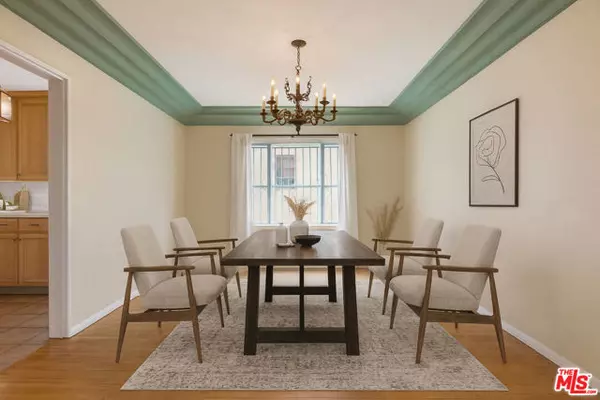 Los Angeles, CA 90048,7932 Blackburn Avenue