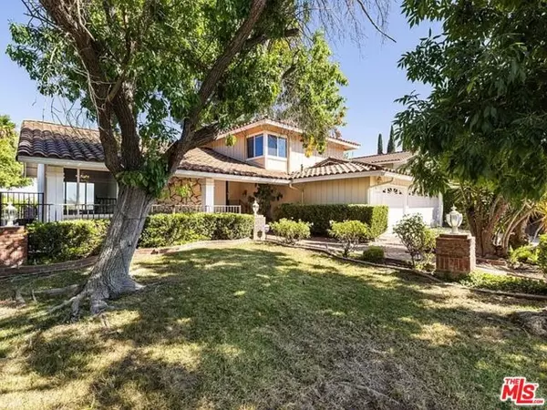 Westlake Village, CA 91361,1096 Stoneshead Court