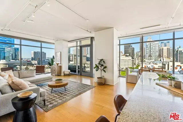 1100 S Hope Street #1116, Los Angeles, CA 90015