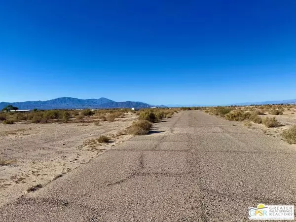 Thermal, CA 92274,2215 La Brisa Court