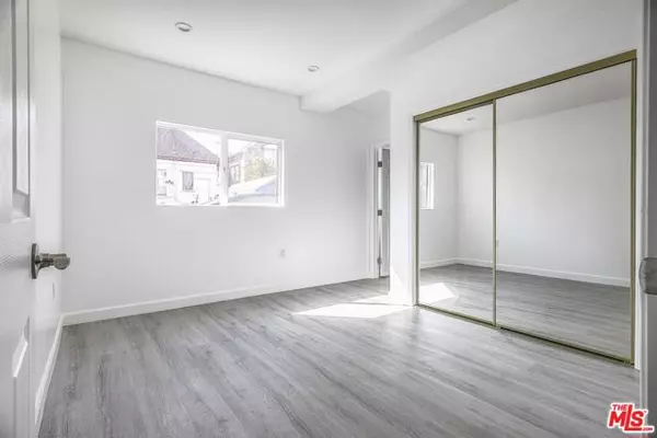 Los Angeles, CA 90015,1324 Toberman Street #1/4