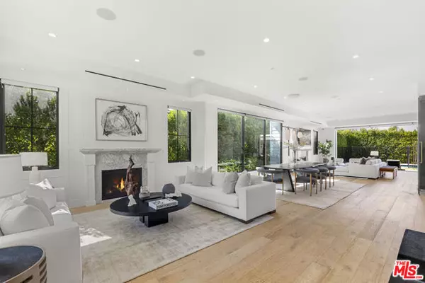 Los Angeles, CA 90048,6429 Colgate Avenue