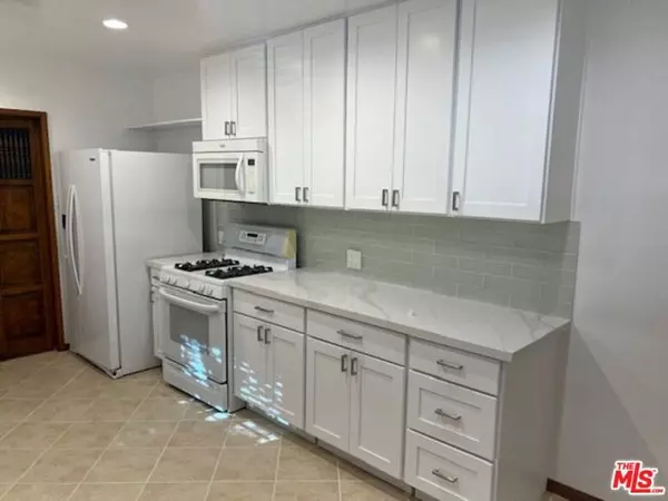 Sherman Oaks, CA 91401,5500 Colbath Avenue