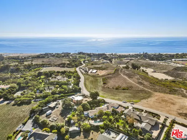 Malibu, CA 90265,6052 Merritt Drive