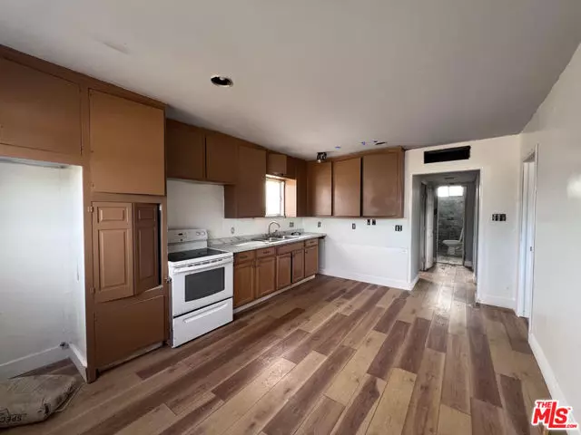 11916 Long Beach Boulevard, Lynwood, CA 90262