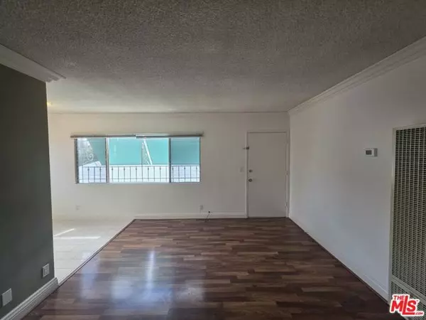 Los Angeles, CA 90025,1721 Armacost Avenue #5