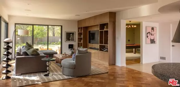 Los Angeles, CA 90049,1345 Casiano Road