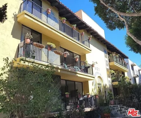 Santa Monica, CA 90403,827 2ND Street #106