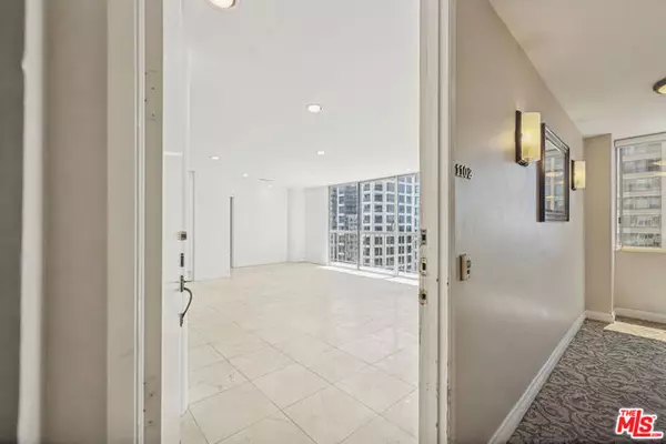 Los Angeles, CA 90024,10747 Wilshire Boulevard #1102