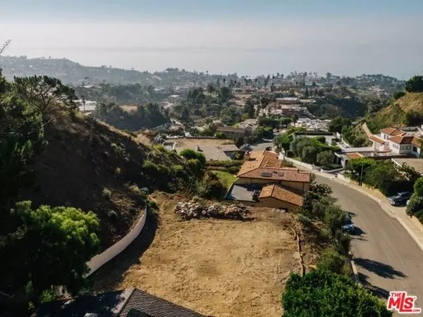 Pacific Palisades (los Angeles), CA 90272,1046 Enchanted Way