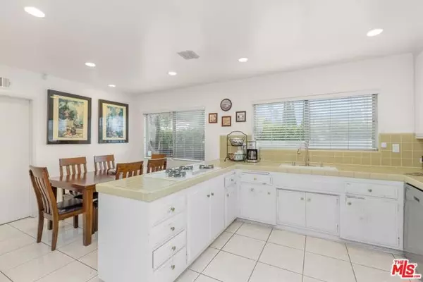 Studio City (los Angeles), CA 91604,11453 Dona Dorotea Drive