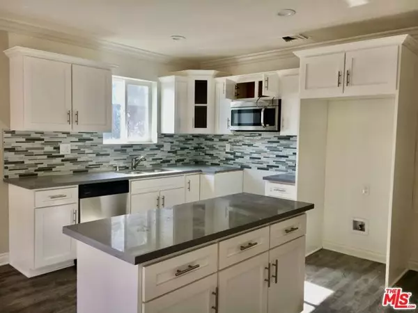 Los Angeles, CA 90026,2702 W Bellevue Avenue