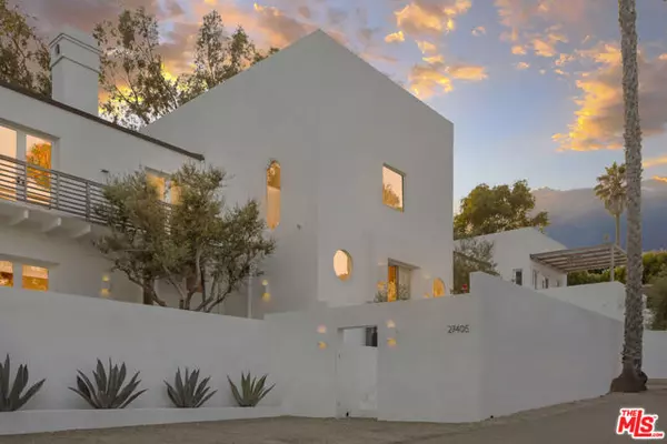 Malibu, CA 90265,27405 Pacific Coast Highway #2